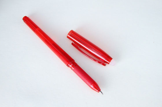 MSDS, das fließend Reibungs-Ball löschbaren Pen With Needle Tipp schreibt